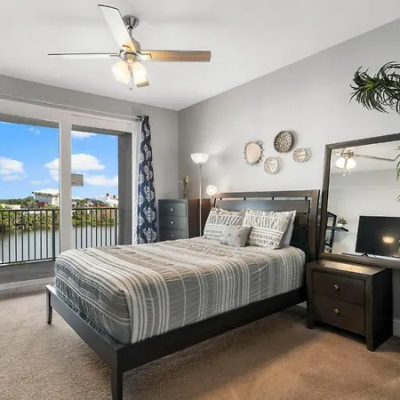 Laketown Wharf #311 By Nautical Properties